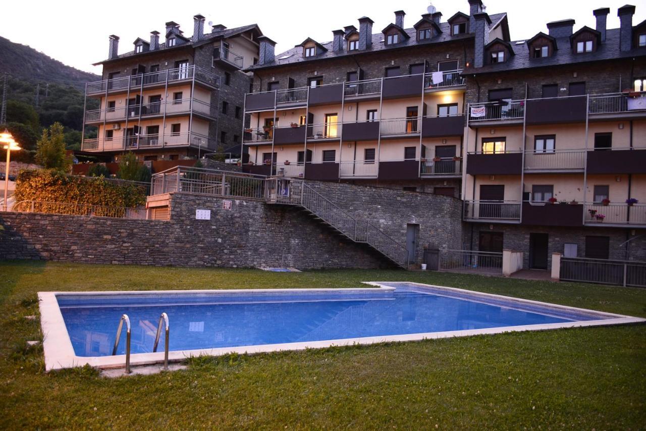 Apartaments Sort Pirineus Eksteriør billede