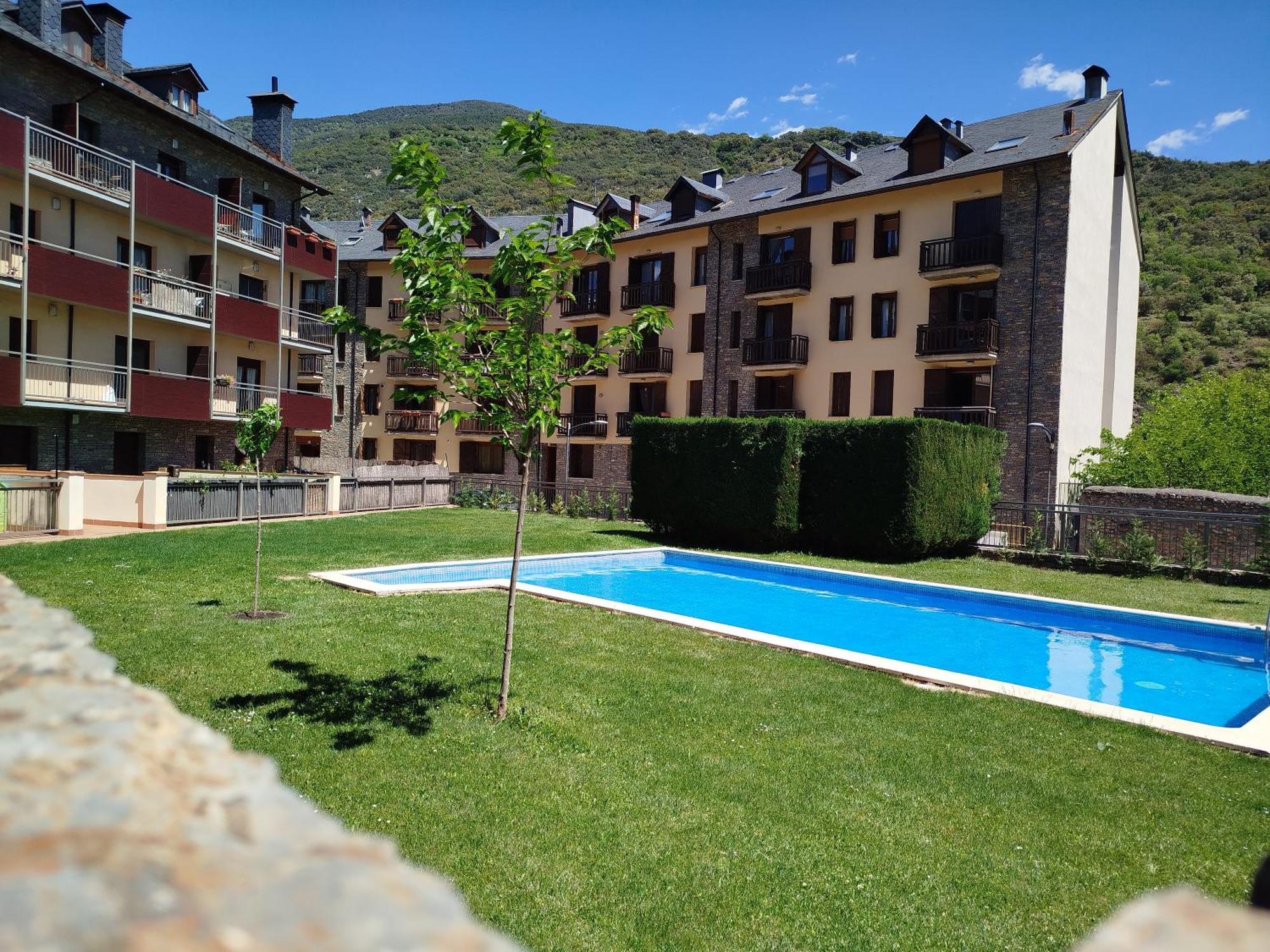 Apartaments Sort Pirineus Eksteriør billede